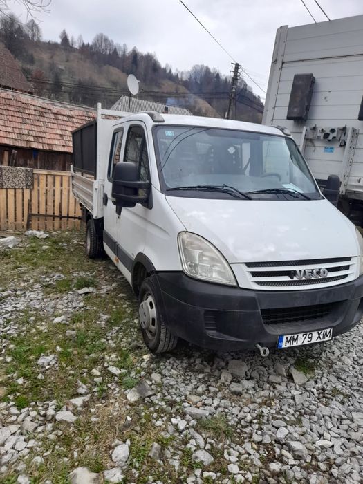 Camioneta Iveco basculabila