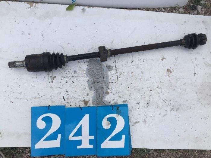 Полуоска Хонда Сивик Honda Civik 1,4 benzin Оферта (242)