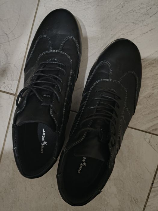 мъжки кожени кецове