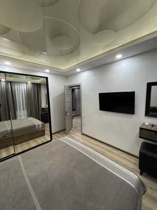 Только для Семьи! Сдаю Новую Кв-ру 2-ком. 3/17! 316*