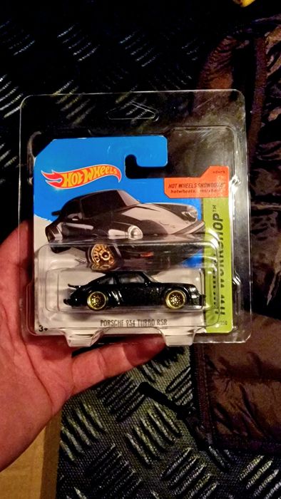 Hot Wheels Porsche 934 turbo rsr