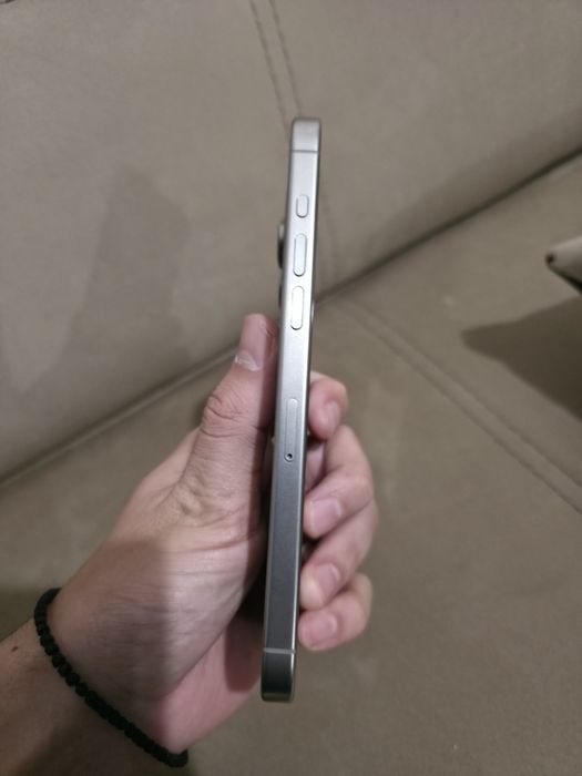 iPhone 15 Pro Max iCloud