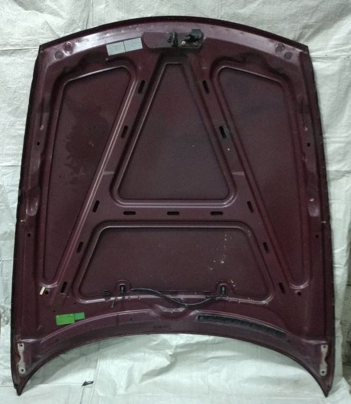 Капот БМВ Z4 E85.
