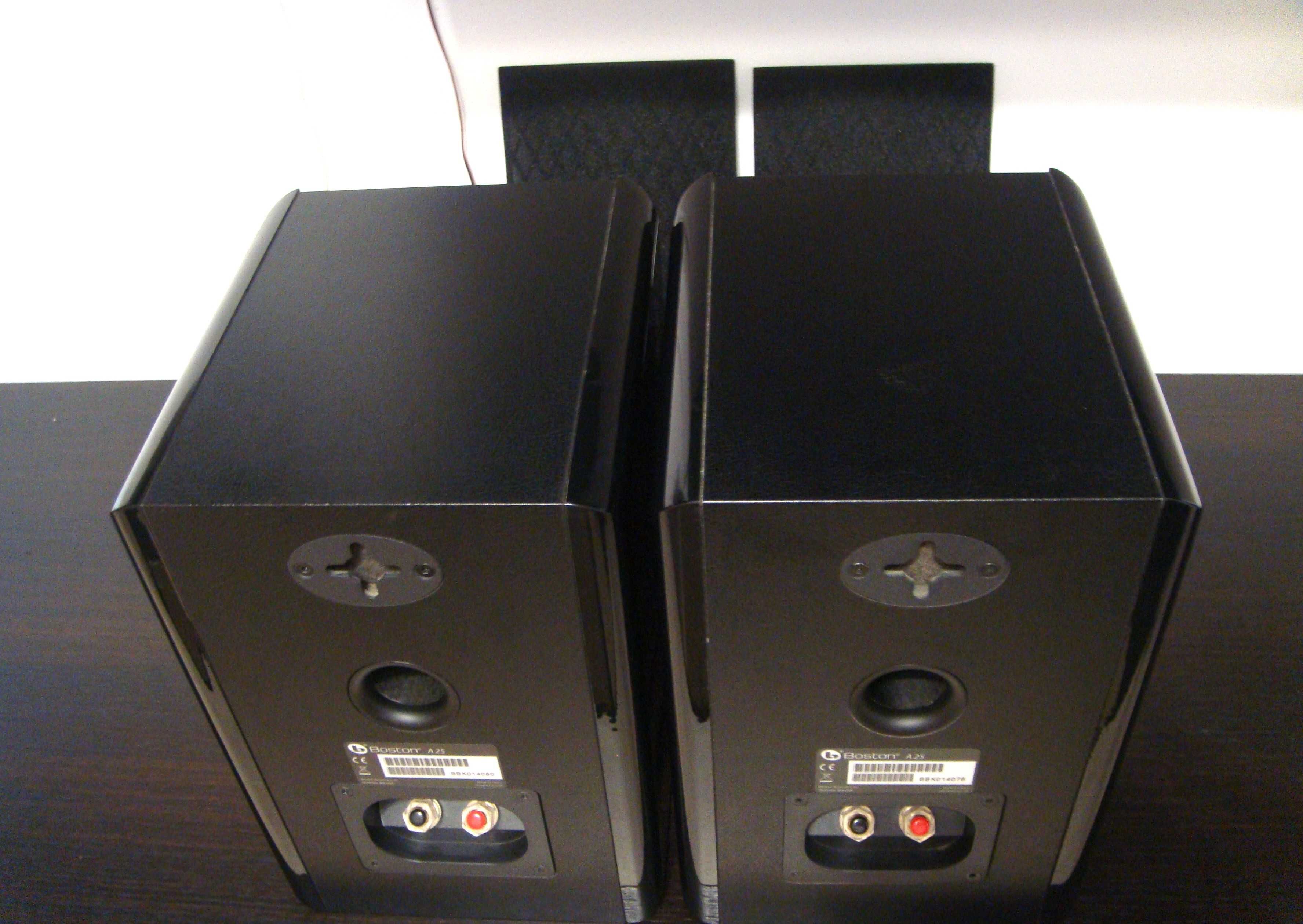 Boston Acoustics A25 impecabile  150 W 8 Ohmi