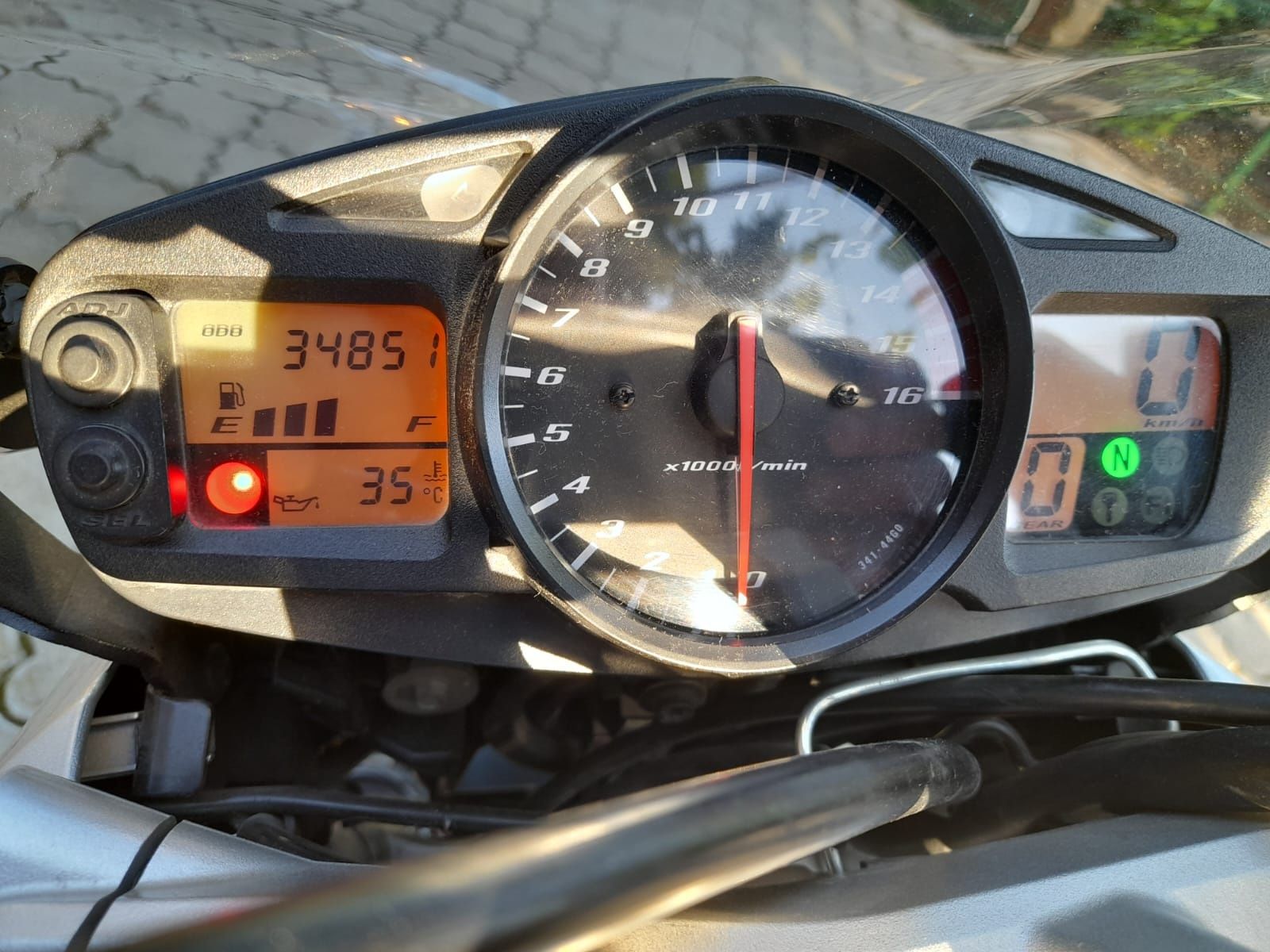 Suzuki GSR 600 2006