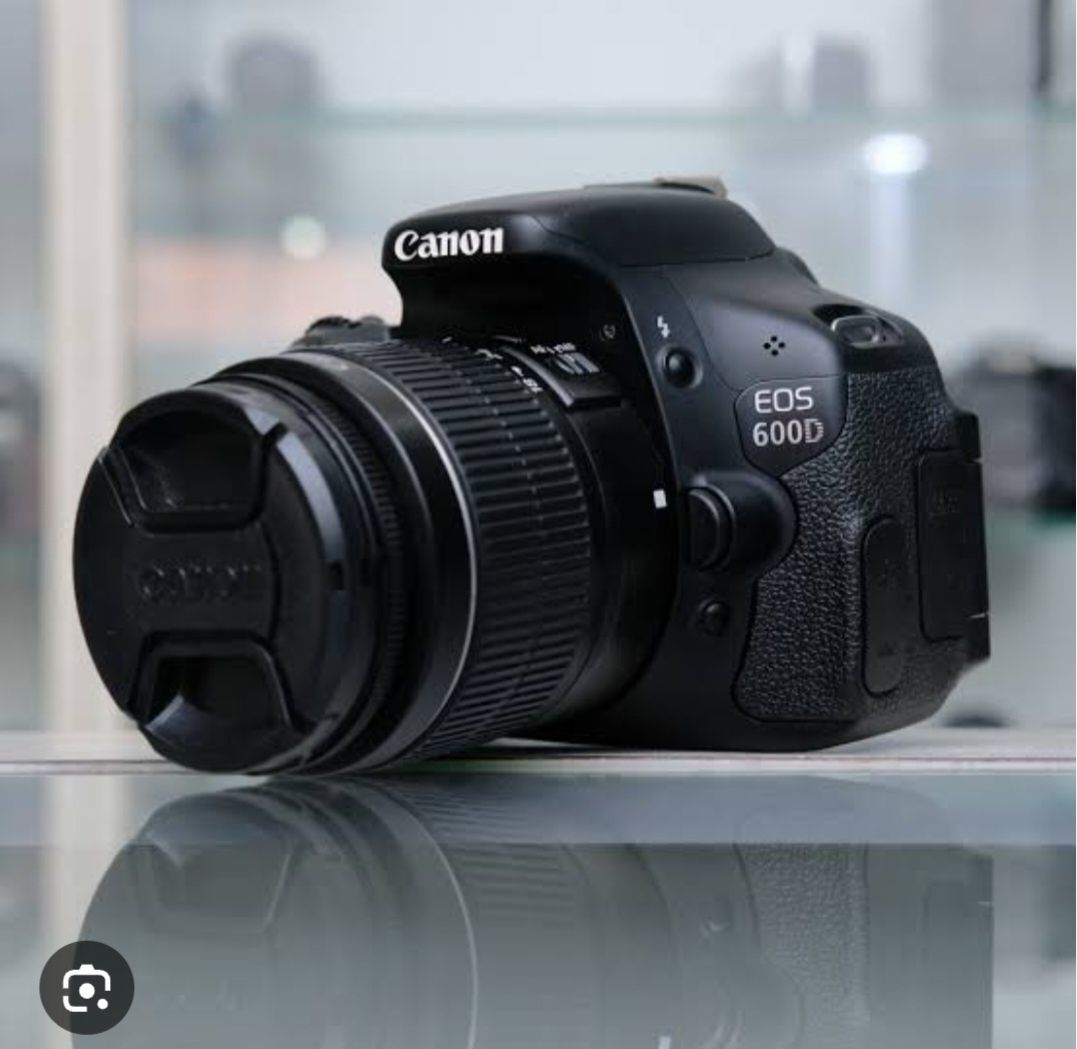 СРОЧНО Фотоаппарат сотилади почти енги, Canon 600D