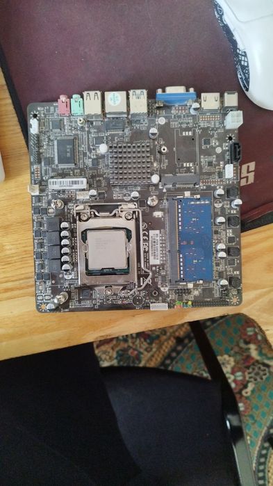 Материнская плата 1155