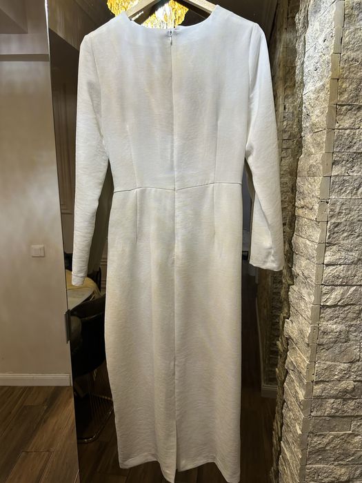 Rochie Zara alba eleganta