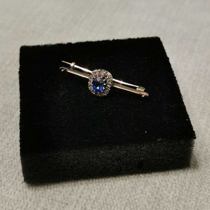 Broșă vintage aur cu safir natural și diamante + Certificat gemologic
