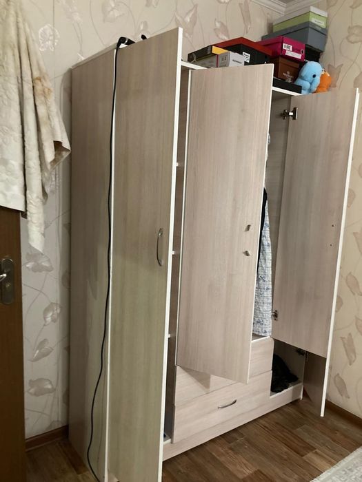 Продаю шкаф для одежды в хорошем состоянии