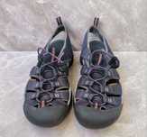 KEEN Сандали номер 45