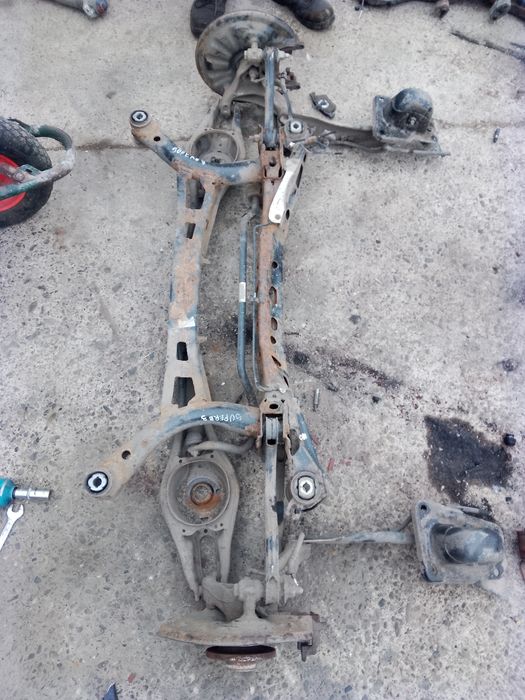 punte spate skoda superb 3 berlina 2.0 motorina 2016