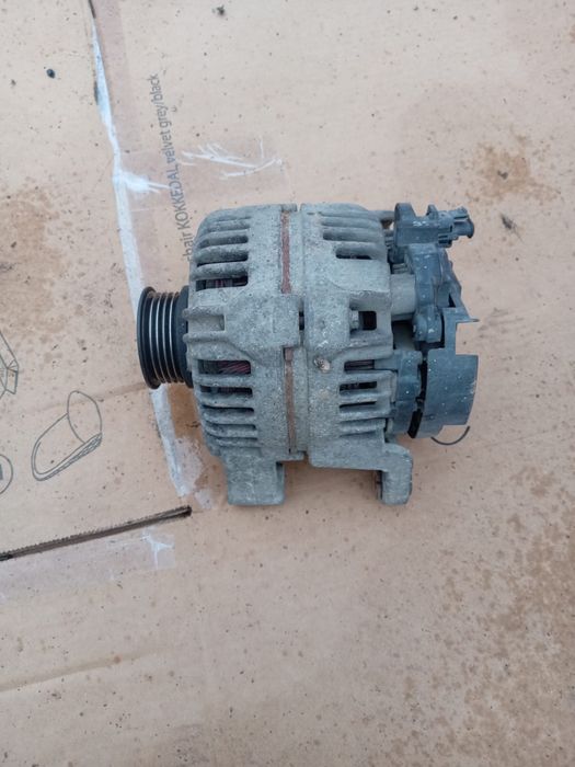Alternator opel corsa D 1.2 B cod 0124325171