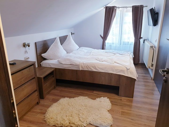 Inchiriez cabana in Pojorata jud Suceava