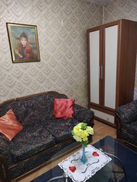 Дава се под наем Двустаен апартамент в София, Зона Б-5 - 58 кв.м за 460 € - Снимка #2