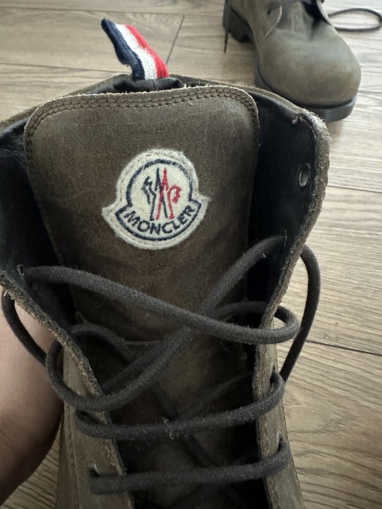 Ghete/bocanci unisex MONCLER,nr 41- noi!!