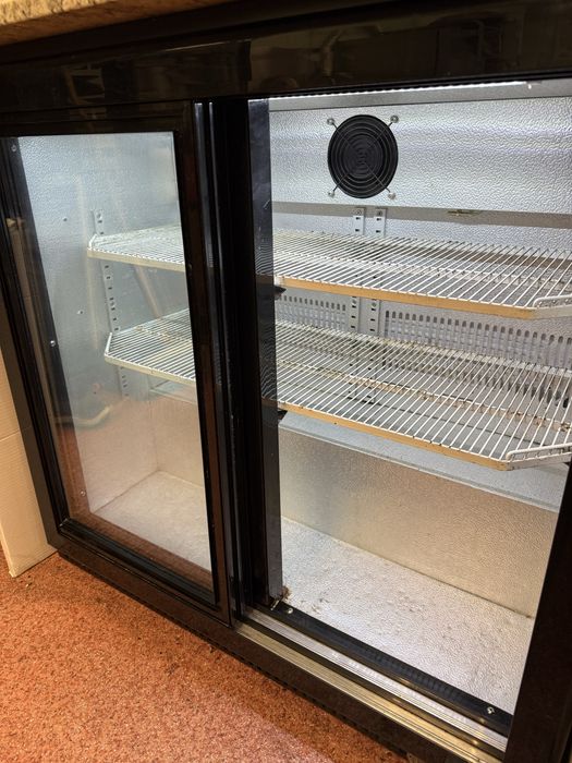 Лот хладилници за бар заведение