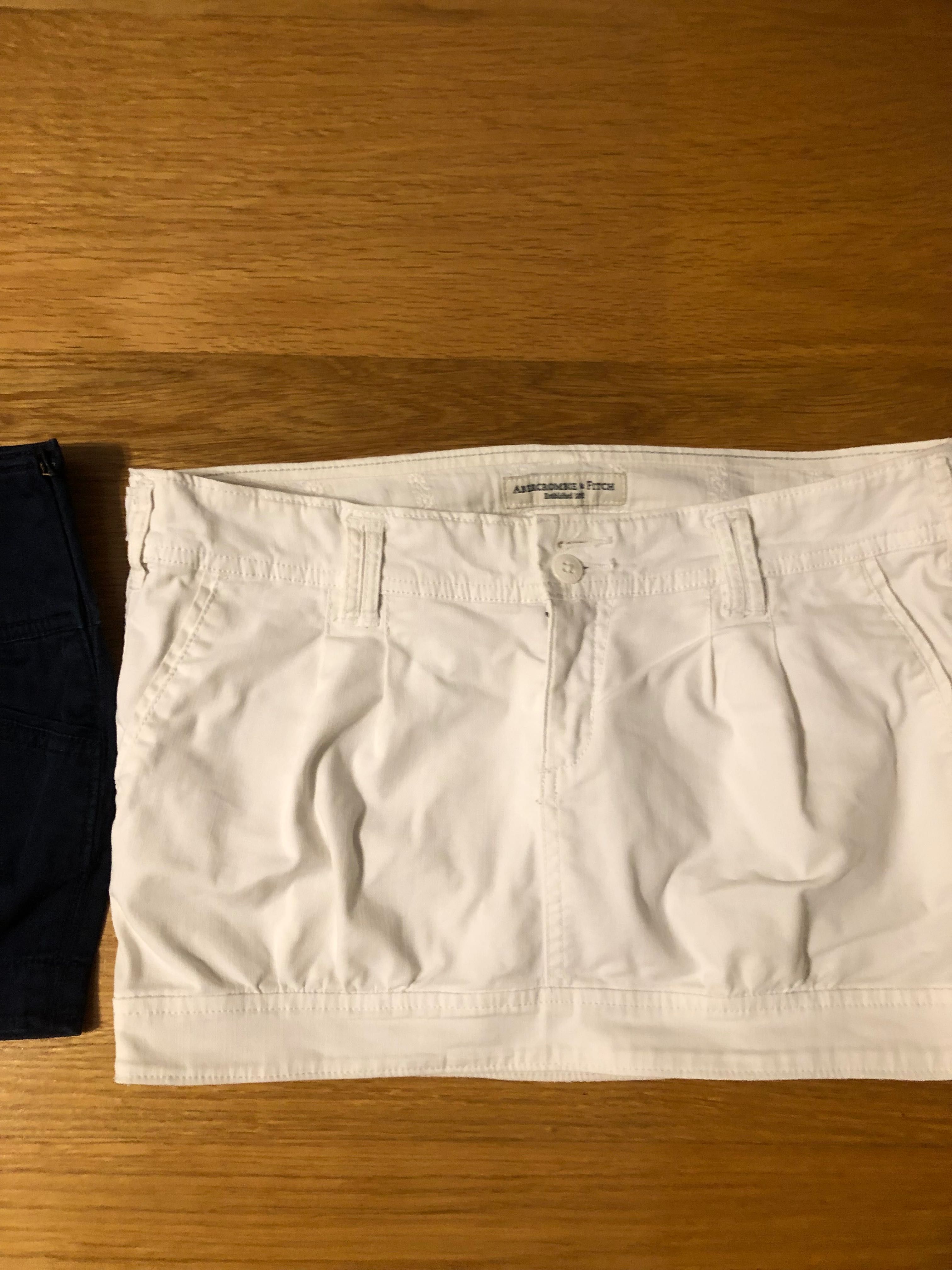 Юбка Abercrombie джинсовая размер 2 то есть XS-S ,на бедрах