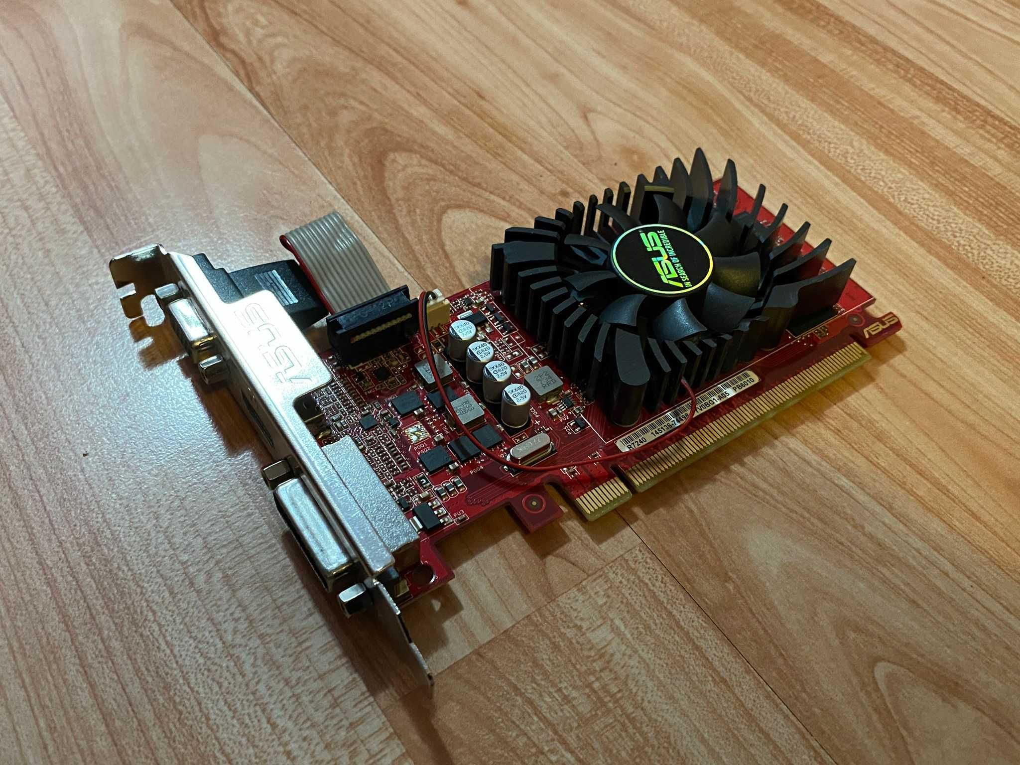 Placa video 2 giga  Radeon R7 240