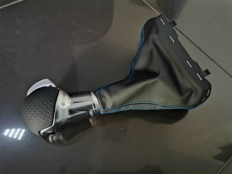 Нов Скоростен Лост Audi TT TTS 8S DGS S Tronic Кожа Син Шев 8S1713139B