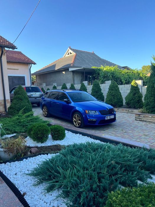 Skoda Octavia Al doilea proprietar. Baterie nouă. Stare bună de funcționare.