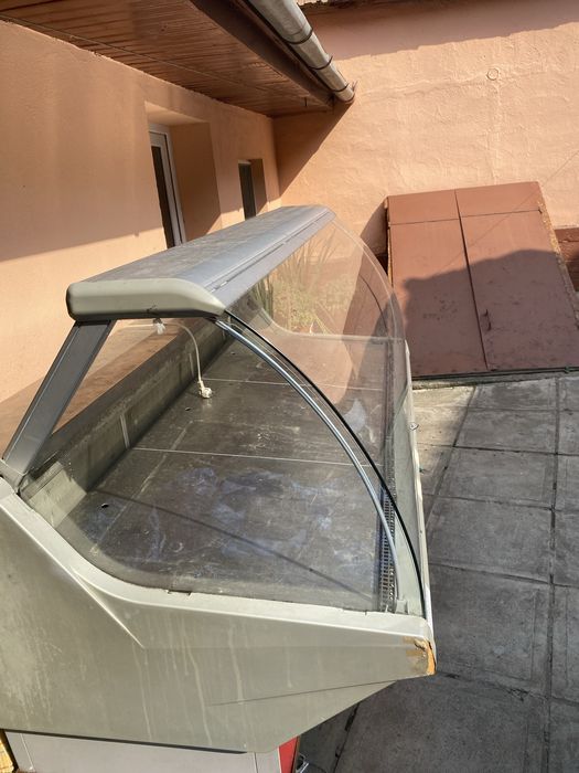 Vitrine frigorifice, vertical si orizontala