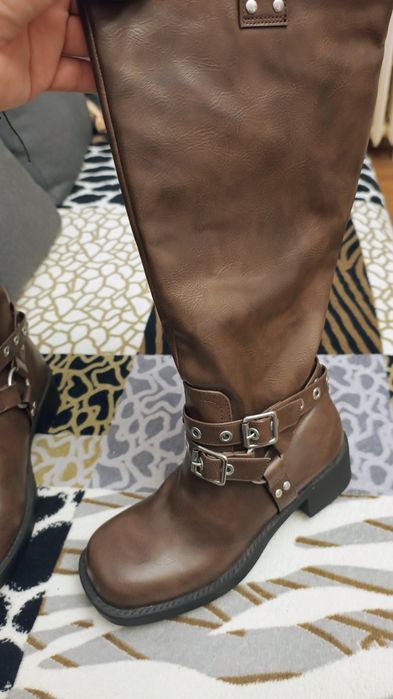 Cizme dama mărimi 40 și 41