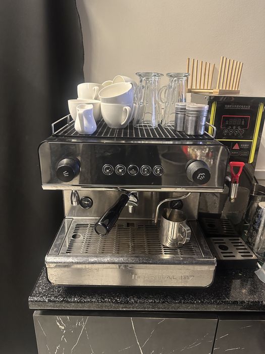 Кофемашина и кофемолка