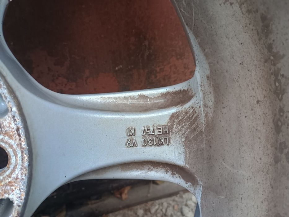 Vând roți vw Tuareg