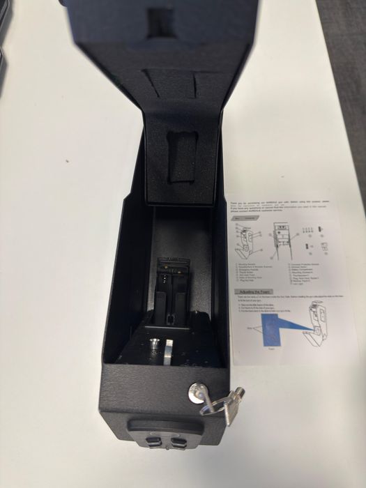 Vand seif pentru pistol