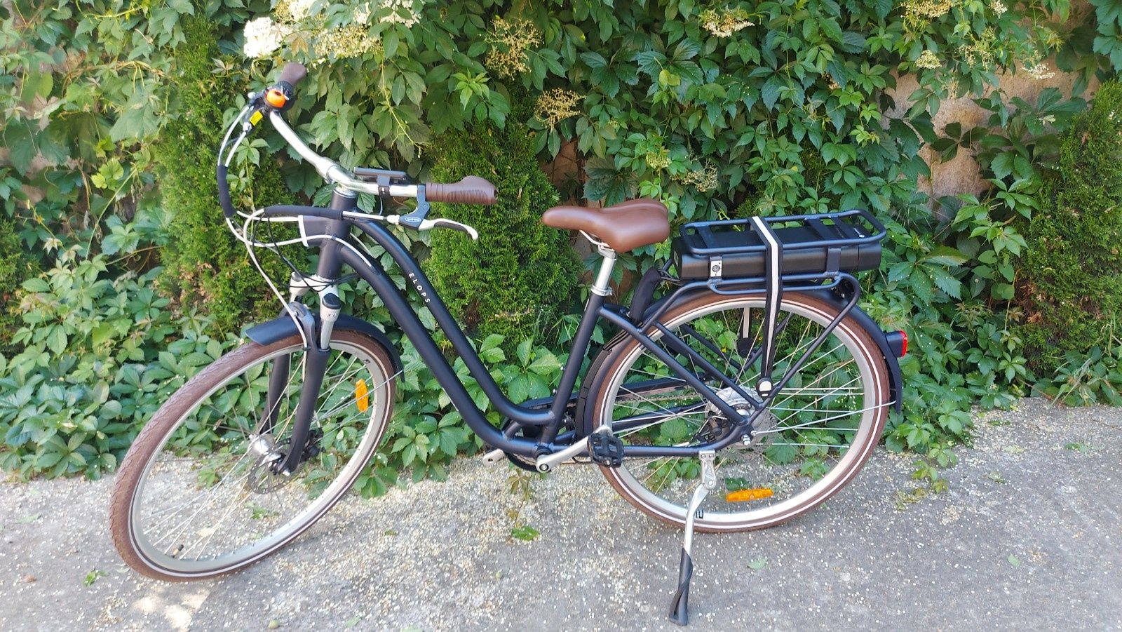 Vand Bicicleta electrica Decathlon Elops 900e noua