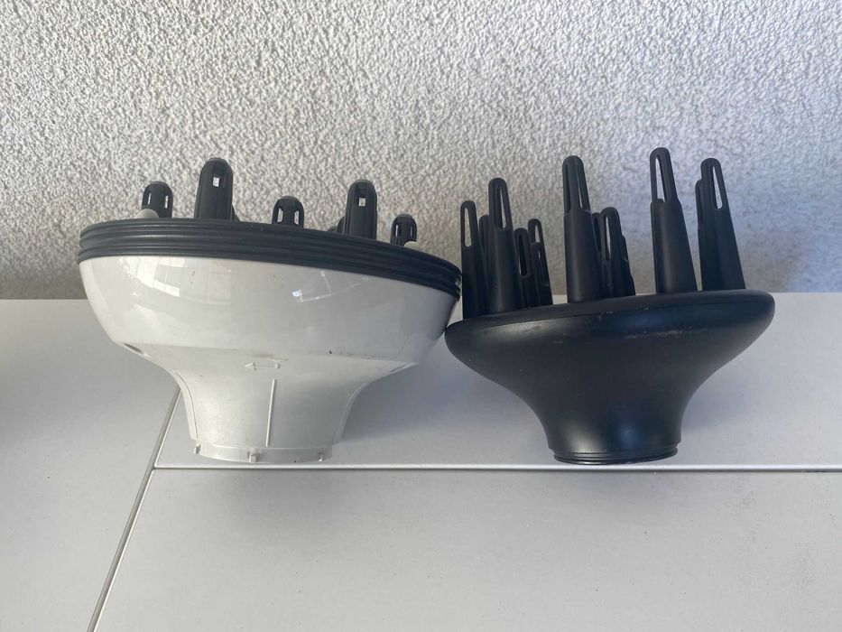 2 Accesorii cap difuzor feon/uscator par, nou, diagonala 5cm si 4,3cm