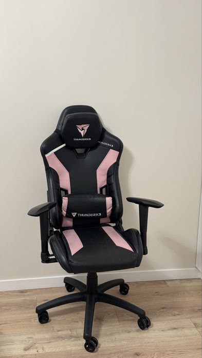 Игровое кресло thunderx3