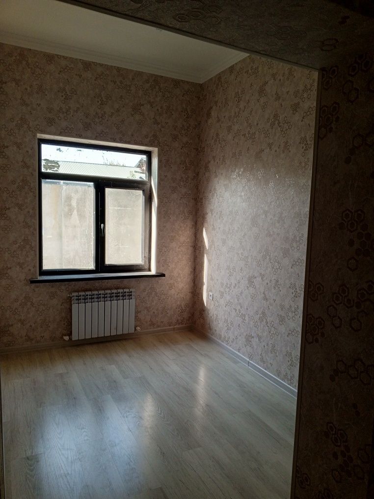 3 sotixli xovli sotiladi uch qaxramon parvoz maxalasida