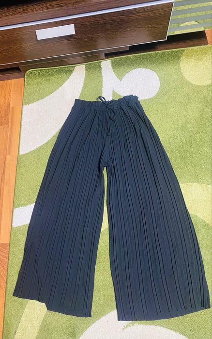 Pantoloni de dama plisati