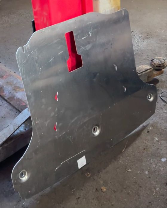 Защита картера Hyundai Custin