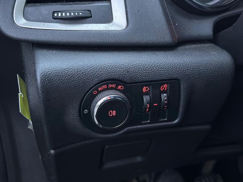 Opel Astra J 2012 1.4 Benzină Turbo / Ușor Avariat / Dezmembrări