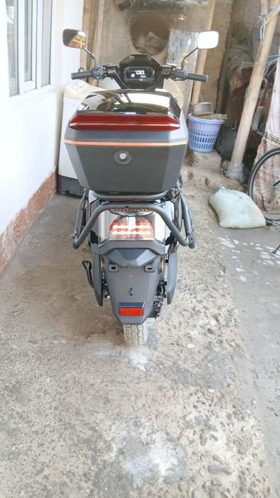 Sukuter sotiladi olinganiga 3 oy boʻldi matori 1500