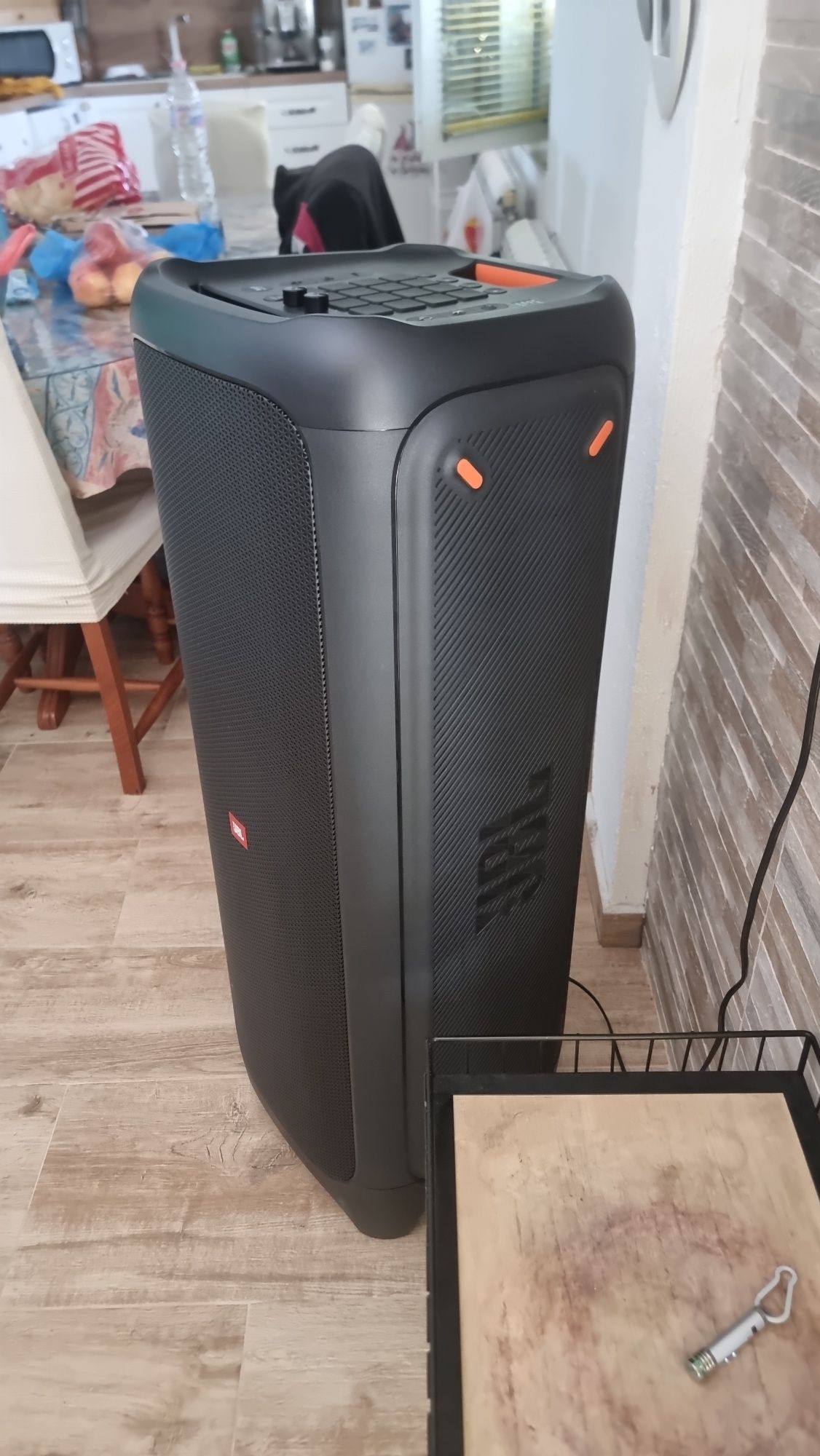 Jbl partybox 1000