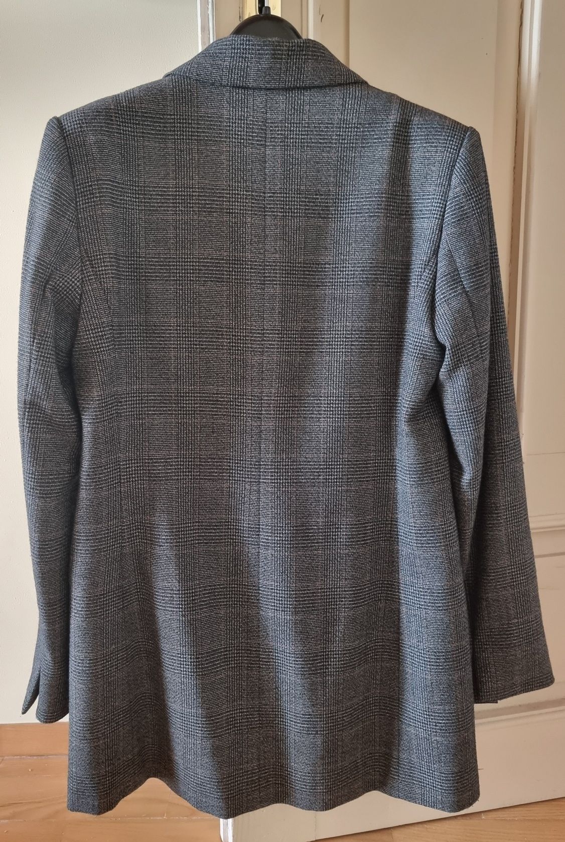ZARA 2 блейзъра + MANGO сако + H&M елегантен елек