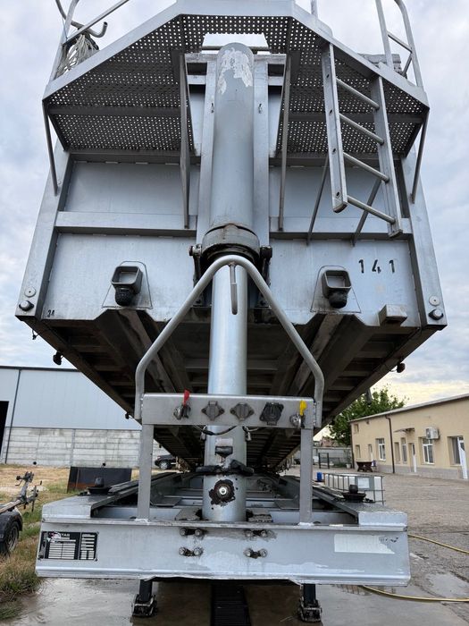 Хидравлична бутилка за гондола