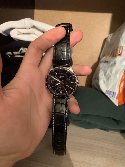 Продам часы Casio