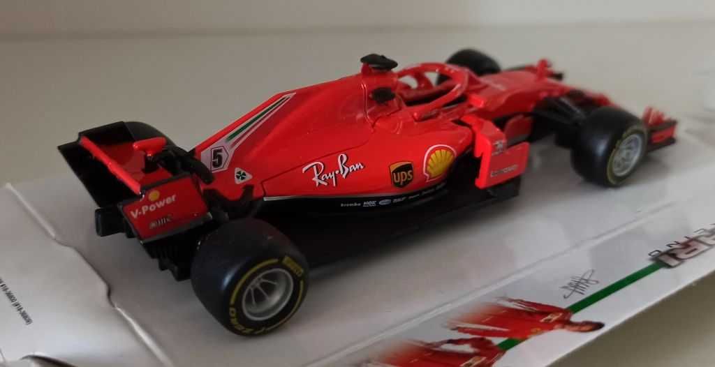 Macheta Ferrari SF71H Sebastian Vettel Formula 1 2018- Bburago 1/43 F1