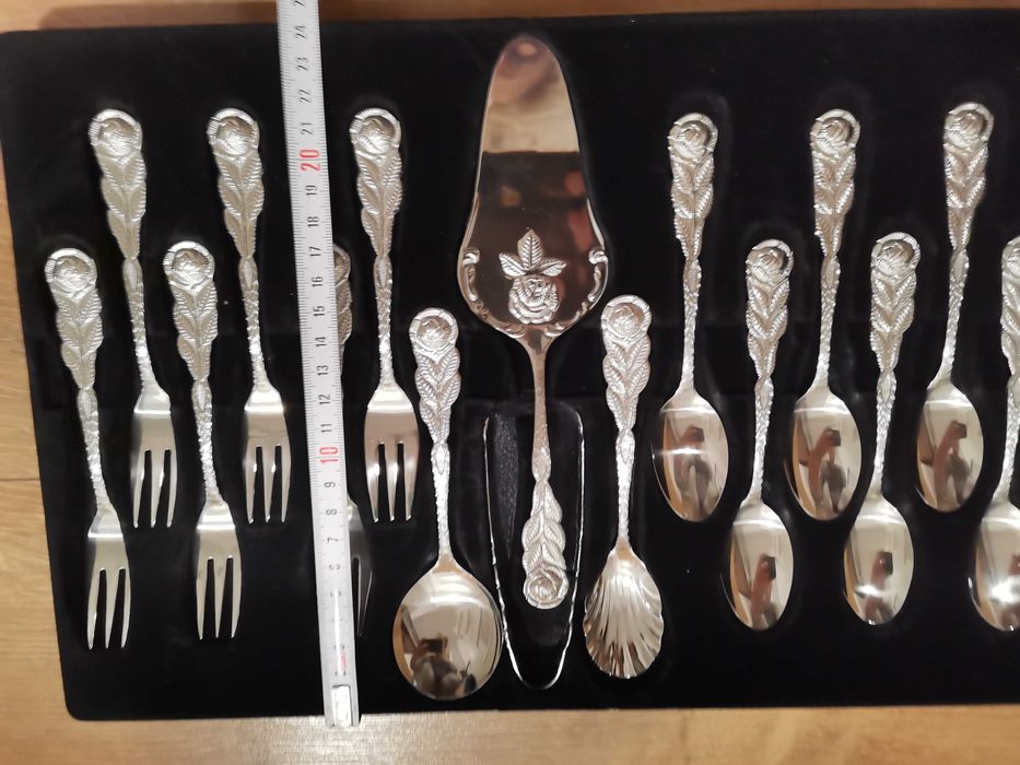 SBS Solingen Rose Antik Луксозни вилици и лъжици за десерт, 15 части