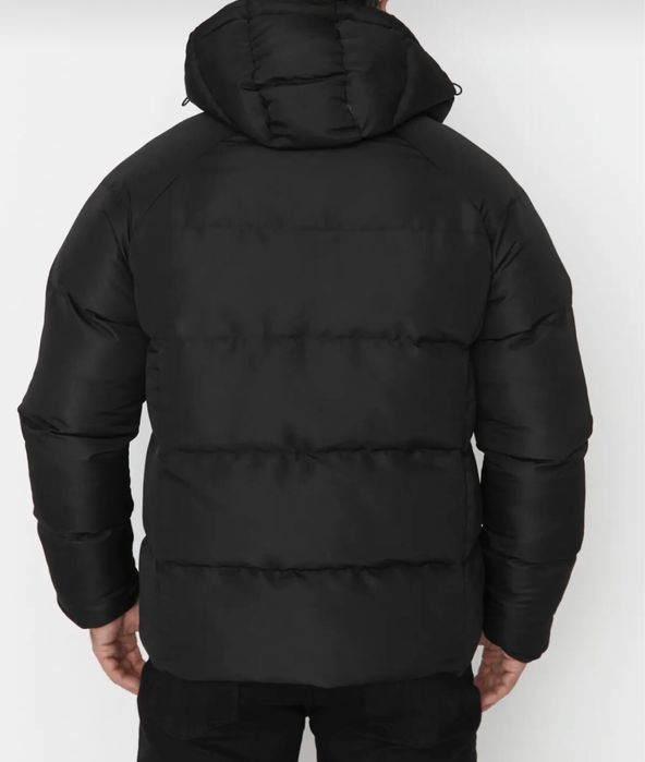 Geaca iarna noua eticheta