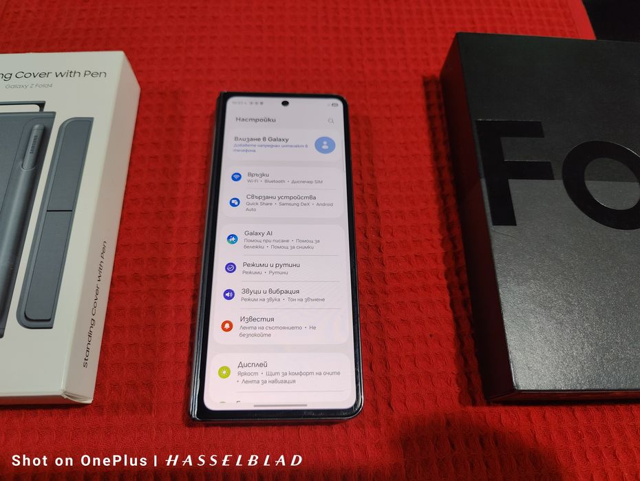 Samsung Galaxy Fold 4 Black 256GB 12RAM Изряден отключен за всички опе