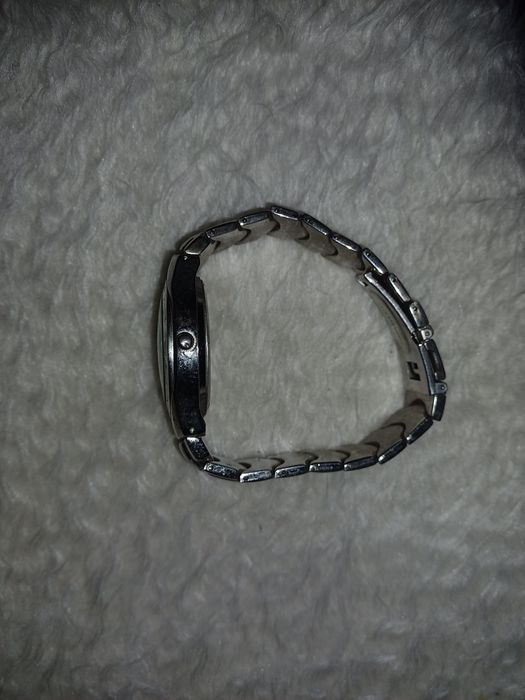 Продажба на часовници 3бр. Може и отделно