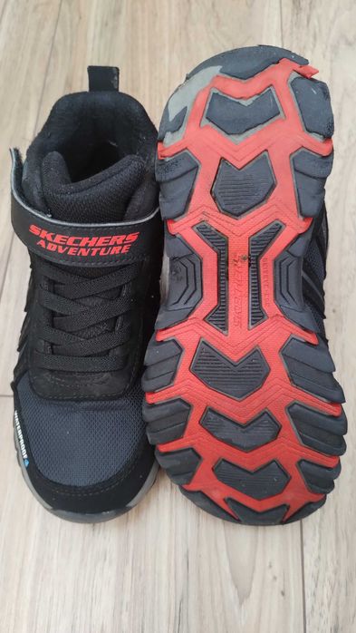 Ghete Sketchers copii