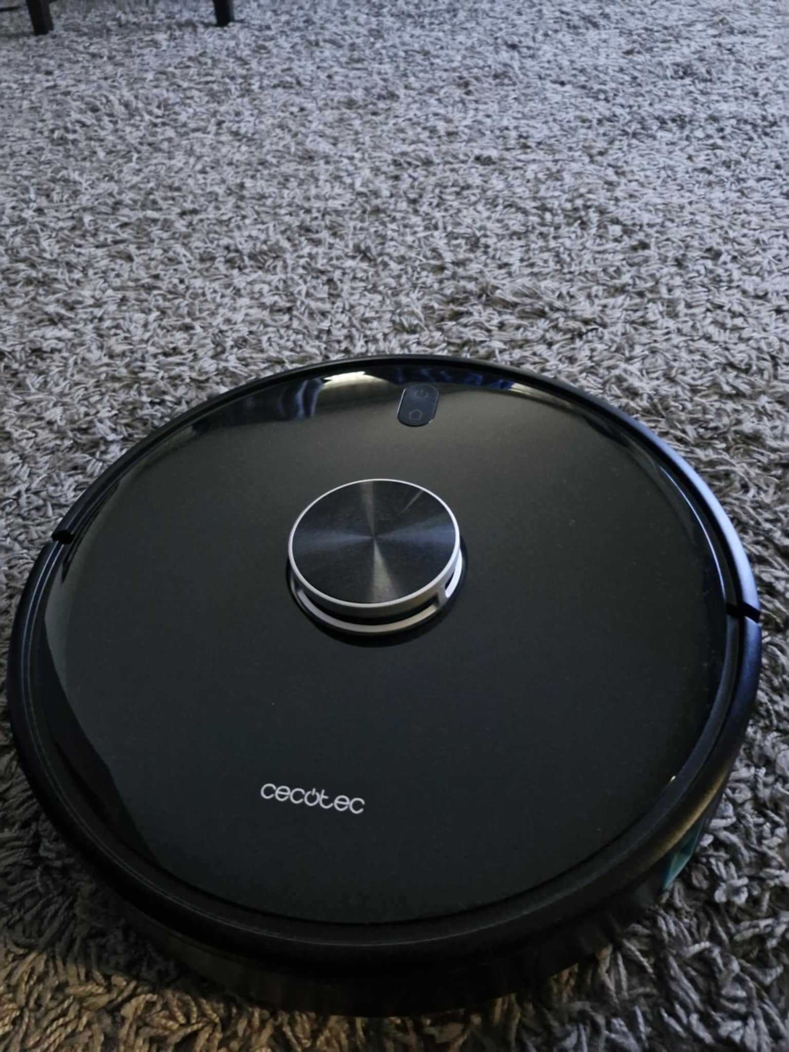 Прахосмукачка робот Cecotec Conga 4090