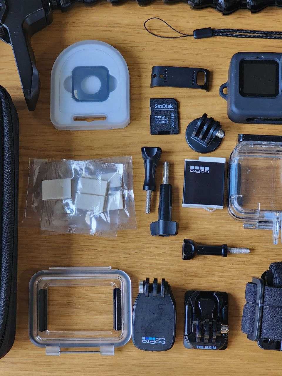 GoPro 11 bundle + плюс разные аксессуары